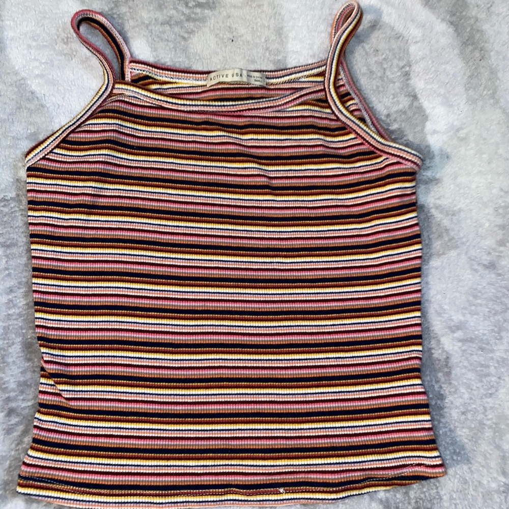 3/$40 Crop tank top💙